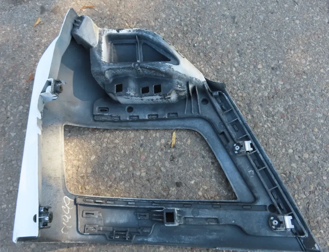 MAN TGX (2007-present) Priekšējo kreiso lukturu apdare 81.41610-6751 34801833