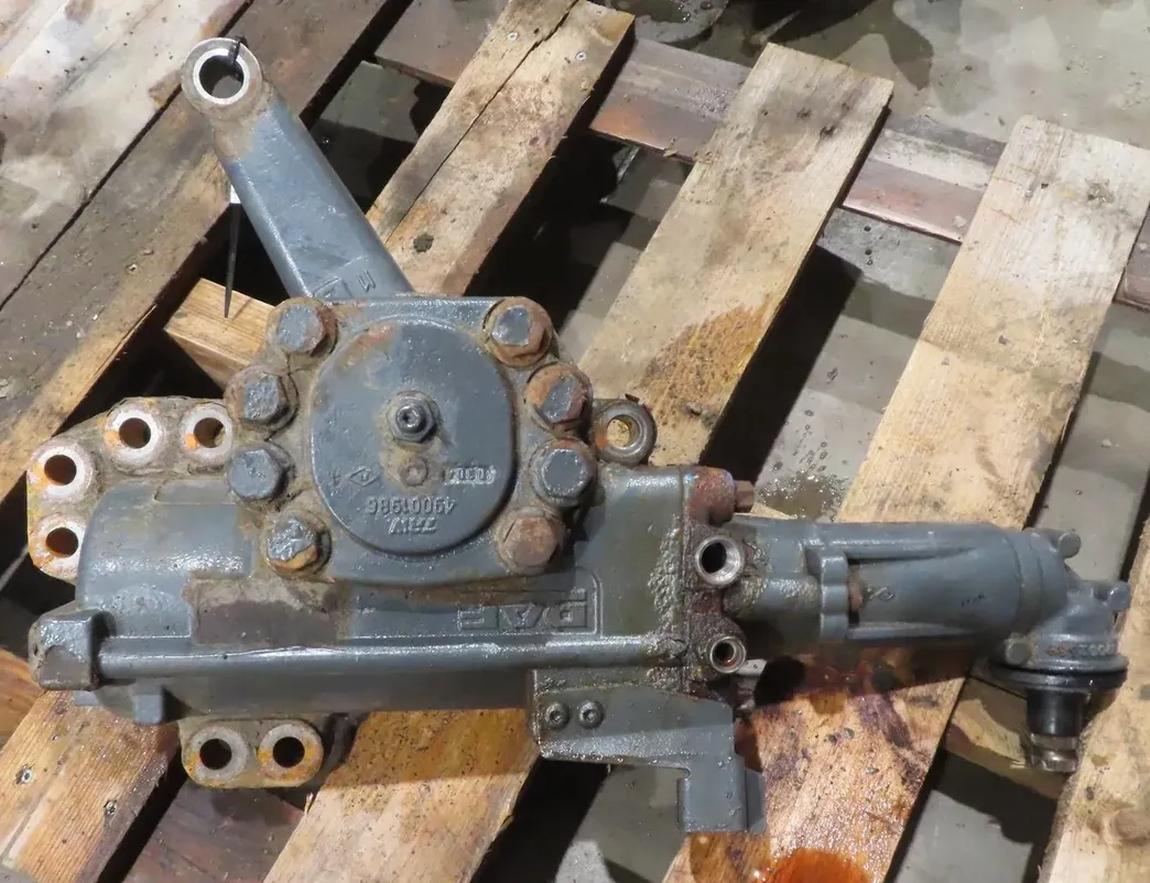 DAF XF (2012-present) Stūres statne/reika 49002679 28235352