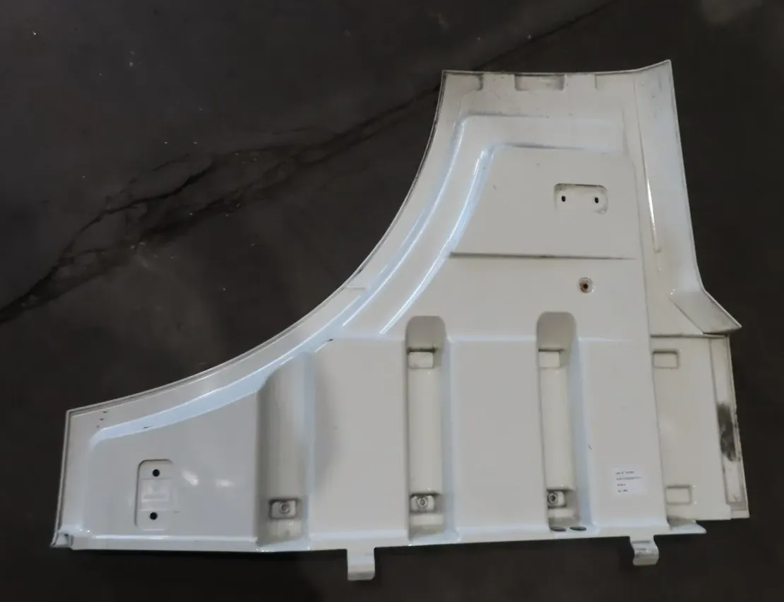 DAF XF (2012-present) Расширение двери 2041670 30482310