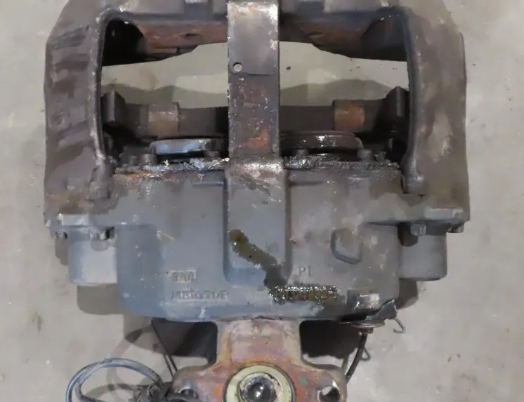 VOLVO TGS (2007-present) Priekšējais labais bremžu suports 68034453 30656497