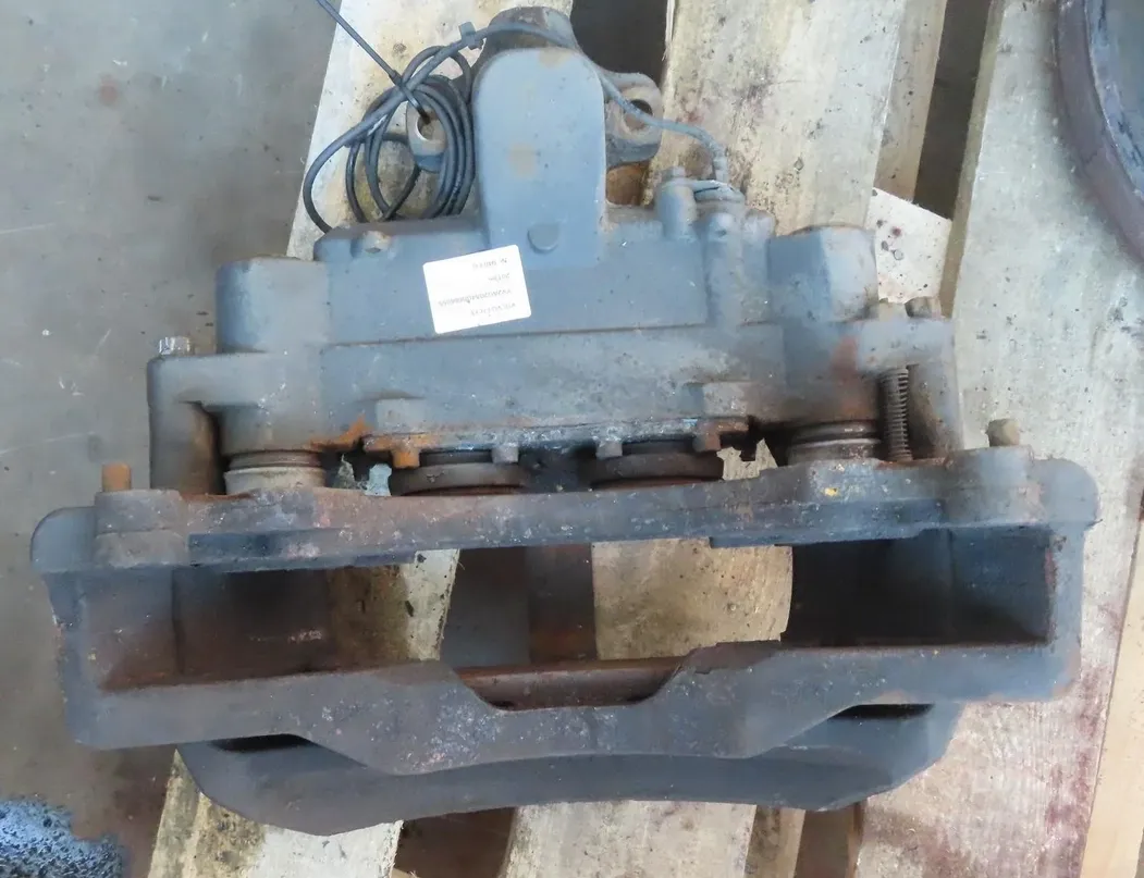 VOLVO TGS (2007-present) Priekšējais labais bremžu suports 68034454 30659223