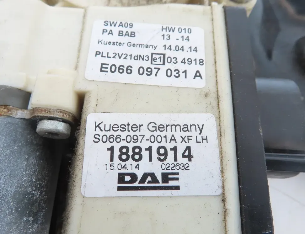 DAF XF (2012-present) Стеклоподъемник передней левой двери 1881914 30705447