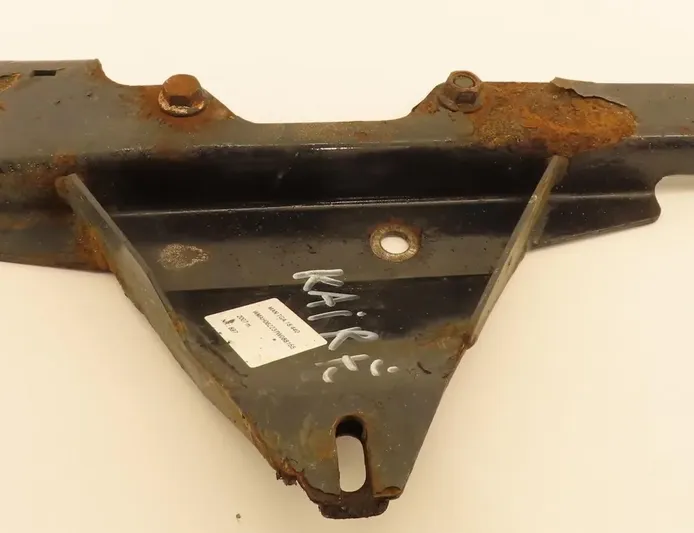 MAN TGS (2007-present) Chassis bracket 30725460