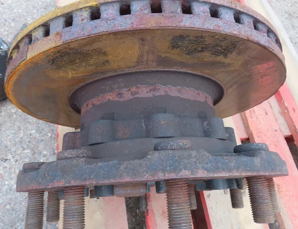 SCANIA P,G,R,T - series (2003-present) Aizmugurējā kreisā riteņa rumbas vārpsta/stupica 30766514