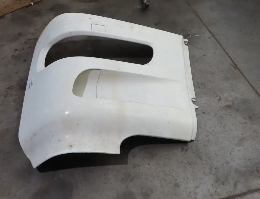 DAF XF (2012-present) Облицовка передней левой фары 1398263 33727857