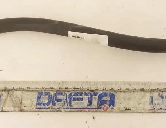 VOLVO FH II (2012-present) шланг охлаждающей жидкости 21669049 33926730