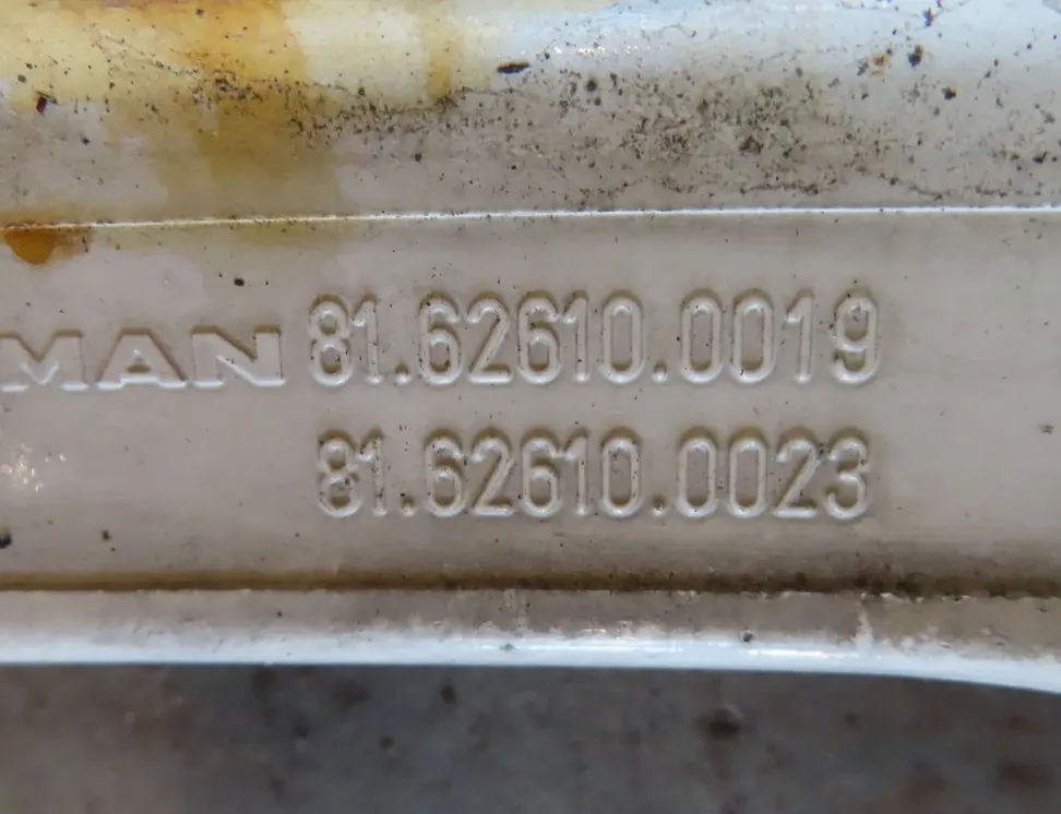 MAN TGS (2007-present) Durvju pagarinājums 81626100019 34825510