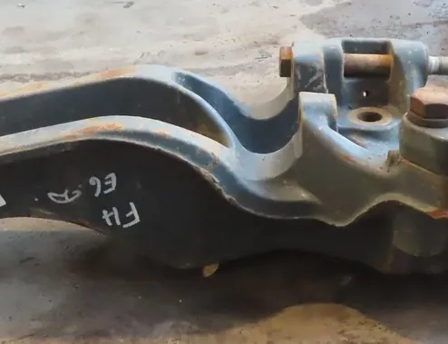 VOLVO FH II (2012-present) Aizmugurējās ass stiprinājuma kronšteins 21196826 34790165