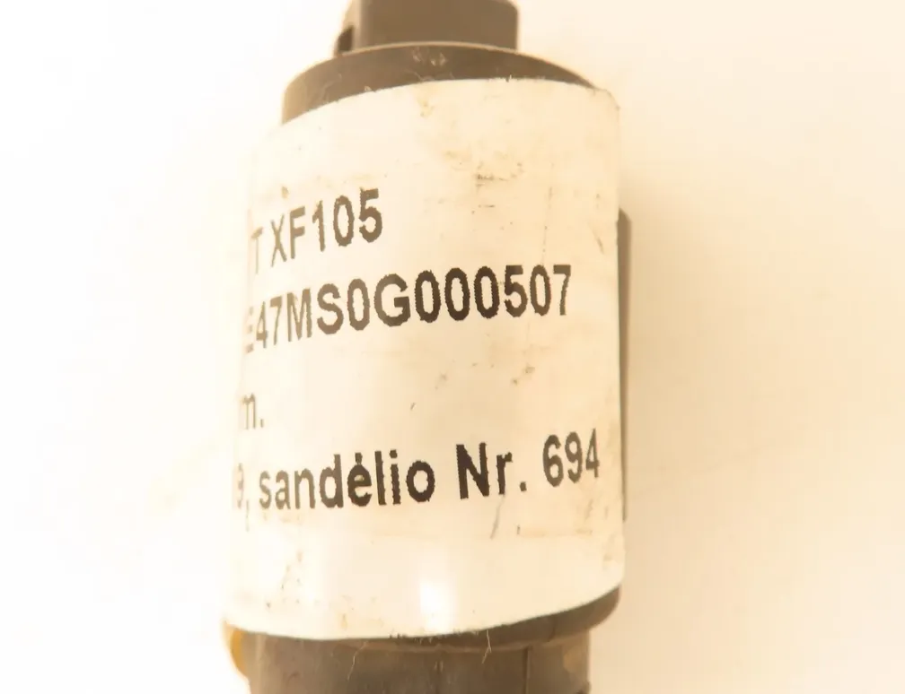 DAF XF 105 (2005-present) Vējstikla ūdens sūknis 1343064 34839474