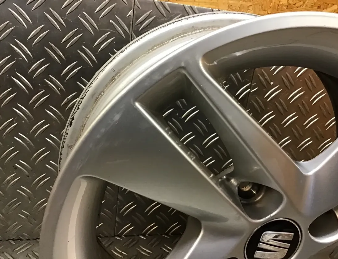 SEAT Mii 1 generation (2011-2023) Wheel 1SL601025 33532380