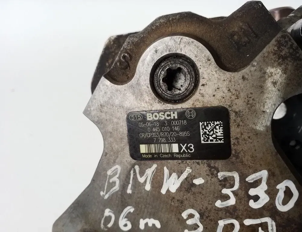 BMW 3 Series E90/E91/E92/E93 (2004-2013) Топливный насос 7798333 21911985