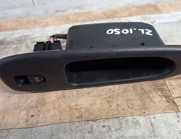 ALFA ROMEO 156 932 (1997-2007) Aizmugurējo kreiso durvju loga pacēlāja slēdži 156034426,A223 33995802