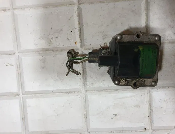 SEAT Ibiza 2 generation (1993-2002) Augstsprieguma aizdedzes spole 867905104A,024490 18210571