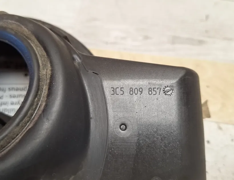 VOLKSWAGEN Passat B6 (2005-2010) Degvielas tvertnes vāciņš 3C0201553,3C5809857 31091540