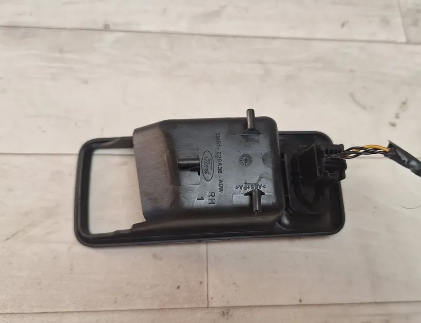 FORD C-Max 1 generation (2003-2010) Кнопка стеклоподъемника передней правой двери 3M51226A36ADW,3M51226A36AD,3M51226A36 33154336