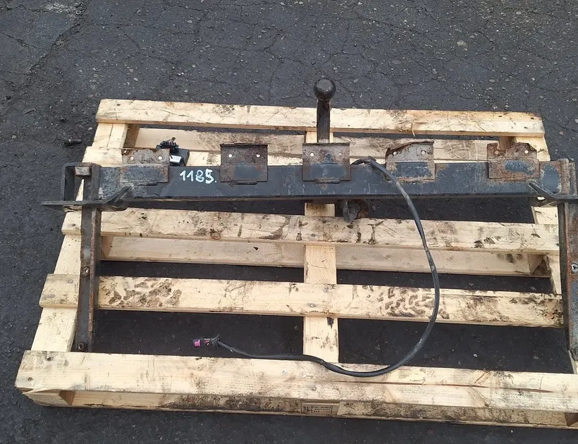 OPEL Astra H (2004-2014) Piekabes āķis 24453850,5DS00879800,5DS008798 33353536