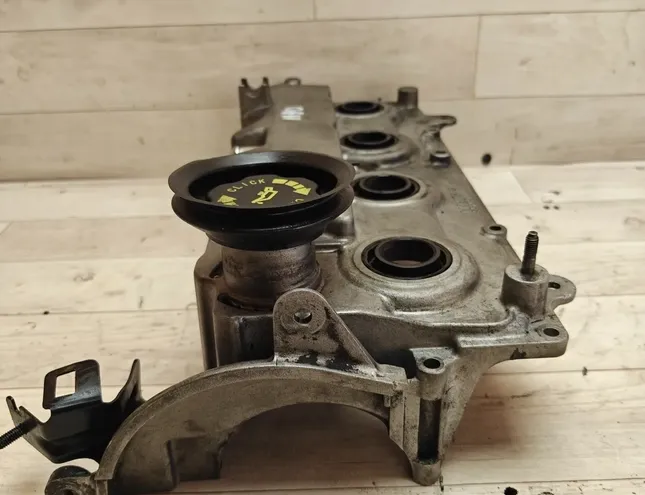 MAZDA 5 1 generation (2005-2010) Крышка клапана RF7J10220 33530084