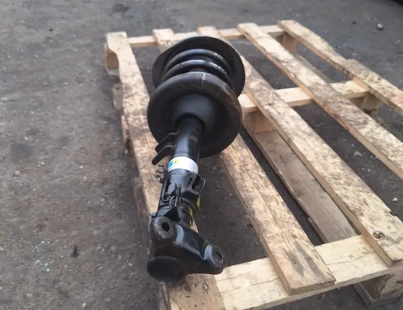 MERCEDES-BENZ C-Class W203/S203/CL203 (2000-2008) Front Left Shock Absorber 34861985