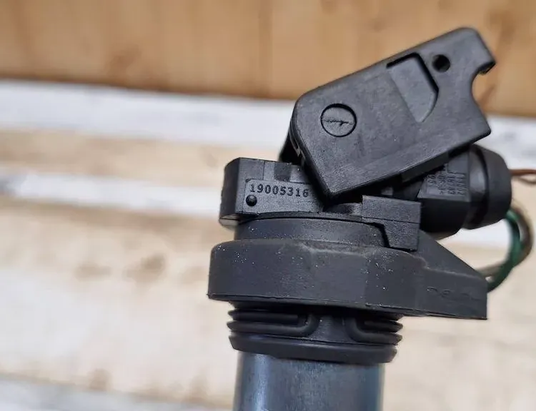 BMW 1 Series E81/E82/E87/E88 (2004-2013) Augstsprieguma aizdedzes vads (svečvads) 19005316,755984202,7559842 33979187