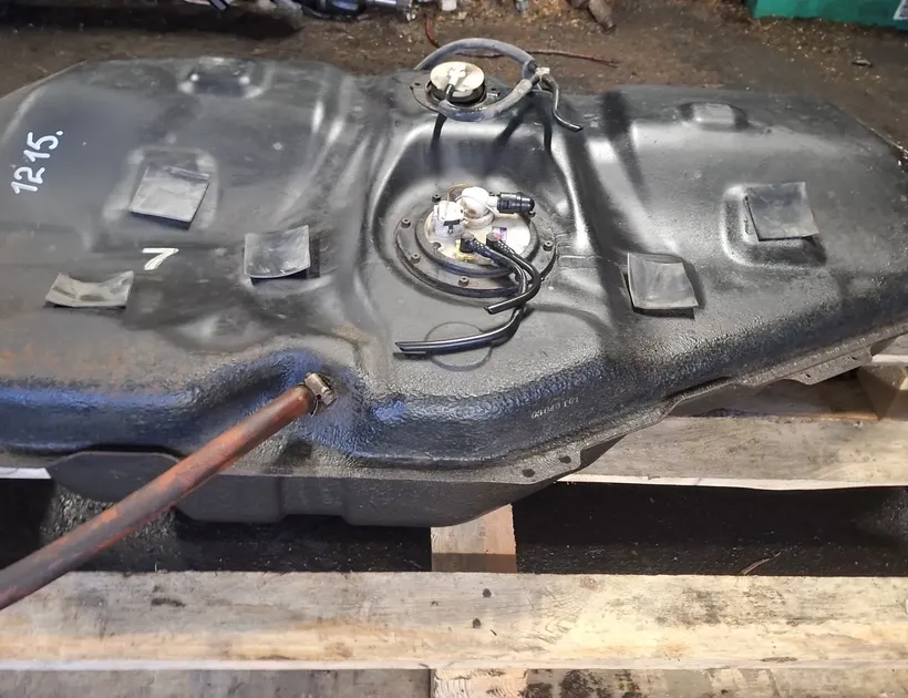 TOYOTA Corolla Verso 1 generation (2001-2009) Топливный бак 7701012340,1961400110 34217855