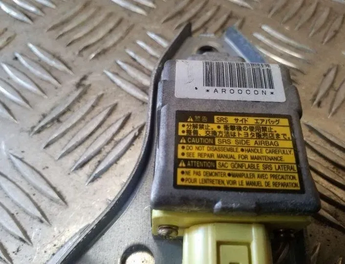 TOYOTA Avensis Verso 1 generation (2001-2003) Labās puses sānu trieciena sensors 8986044010 26083015