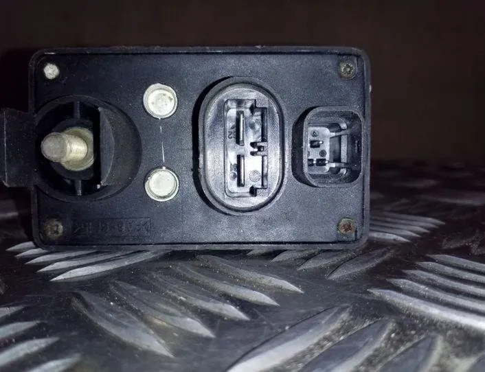 VOLVO S40 1 generation (1996-2004) Aizdedzes sveces 7700107794 26116176