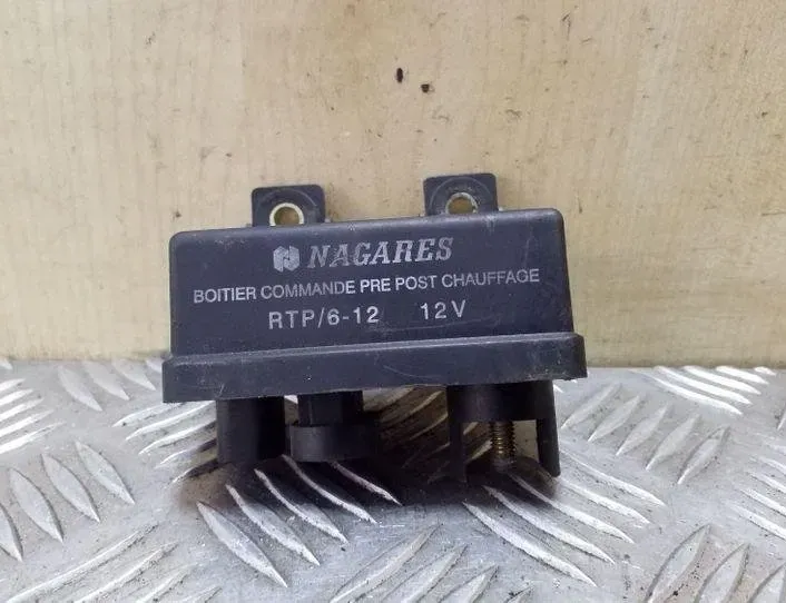 VOLVO S40 1 generation (1996-2004) Aizdedzes sveces 7700107794 26116176