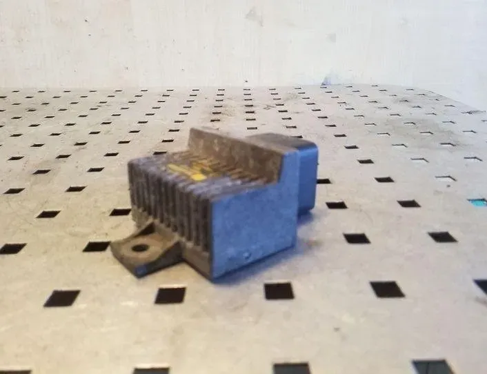 RENAULT Scenic 1 generation (1996-2003) Aizdedzes sveces 7700115078 26118247