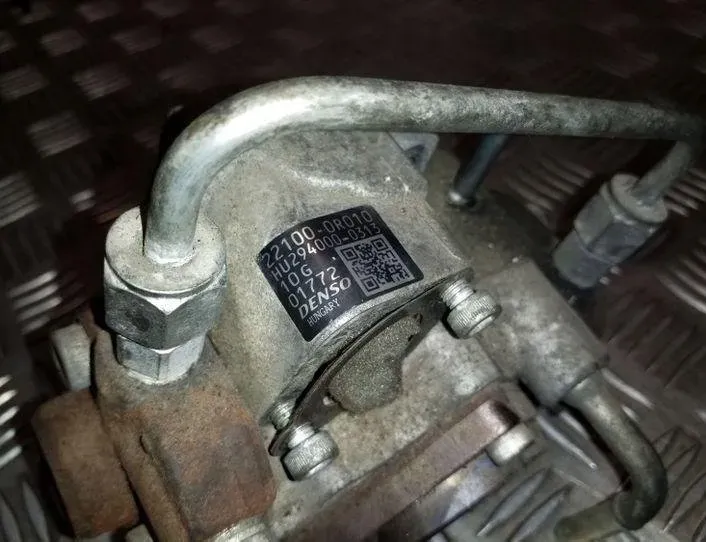 TOYOTA Corolla Verso 1 generation (2001-2009) Degvielas sūknis HU2940000313,221000R010 26162172