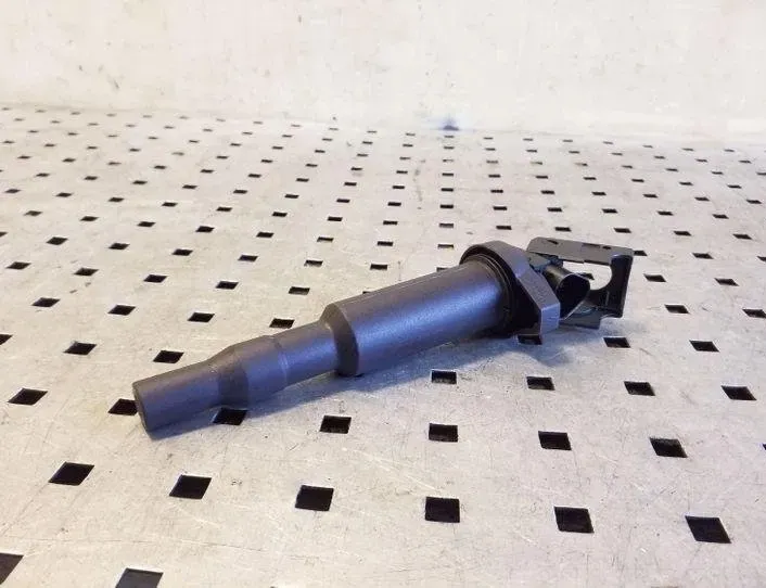 BMW X3 E83 (2003-2010) Augstsprieguma aizdedzes spole 0221504464 26179526