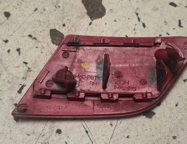 VOLKSWAGEN Jetta 3 generation (1992-1998) Right Side Headlight Washer Cover Cap 1K5955110A 34189982