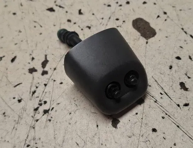 VOLKSWAGEN Transporter T5 (2003-2015) Left Side Headlamp Washer 7H0955101B 34190147