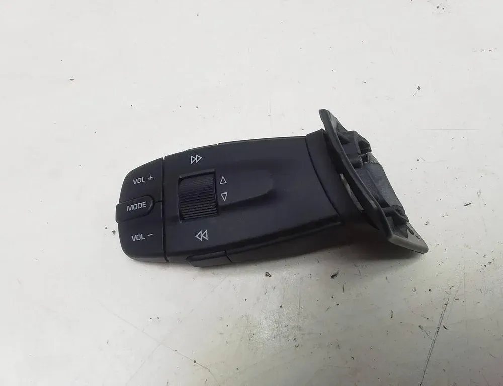 SEAT Ibiza 4 generation (2008-2017) Переключатель кнопок 5J0959849 34187011