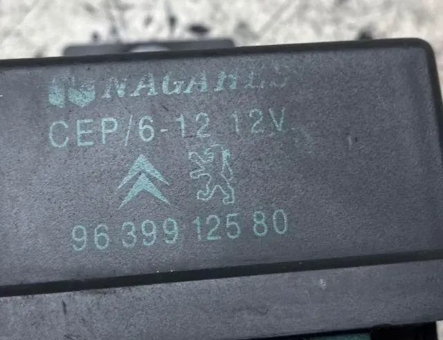 PEUGEOT 307 1 generation (2001-2008) Aizdedzes sveces 9639912580 34193310