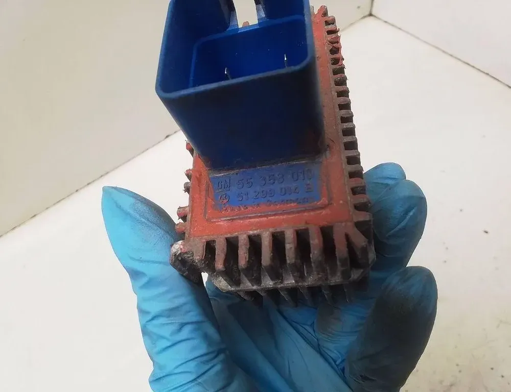 OPEL Zafira B (2005-2010) Aizdedzes sveces 51299014B,55353011 34184449