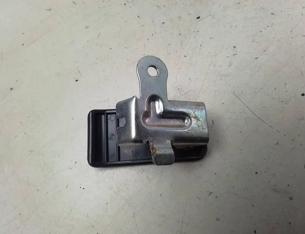 AUDI A4 B6/8E (2000-2005) Переключатель открытия топливного бака 34189591