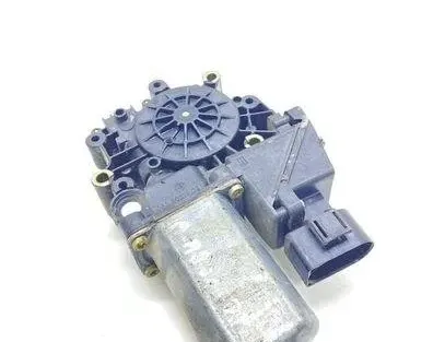 AUDI A8 D2/4D (1994-2002) Маторчик стеклоподъемника передней правой двери 0536001402 22712452