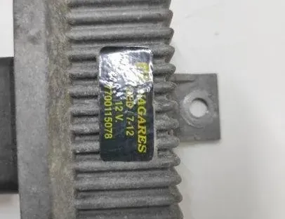 VOLVO S40 1 generation (1996-2004) Aizdedzes sveces 7700115078 22714281