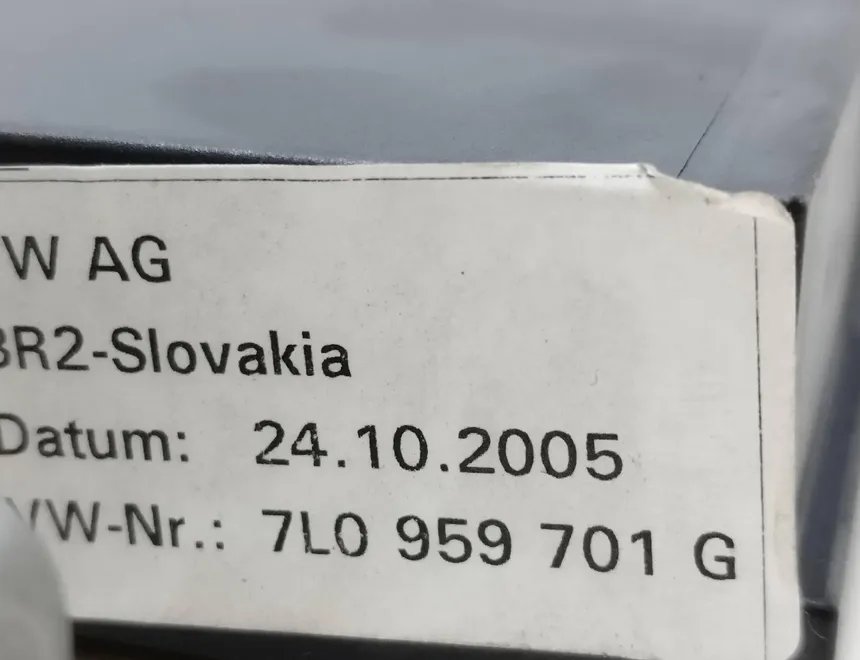 VOLKSWAGEN Touareg 1 generation (2002-2010) Маторчик стеклоподъемника передней левой двери 3D1959793E 27810866