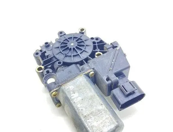 AUDI A8 D2/4D (1994-2002) Маторчик стеклоподъемника передней левой двери 0536001402 31453604