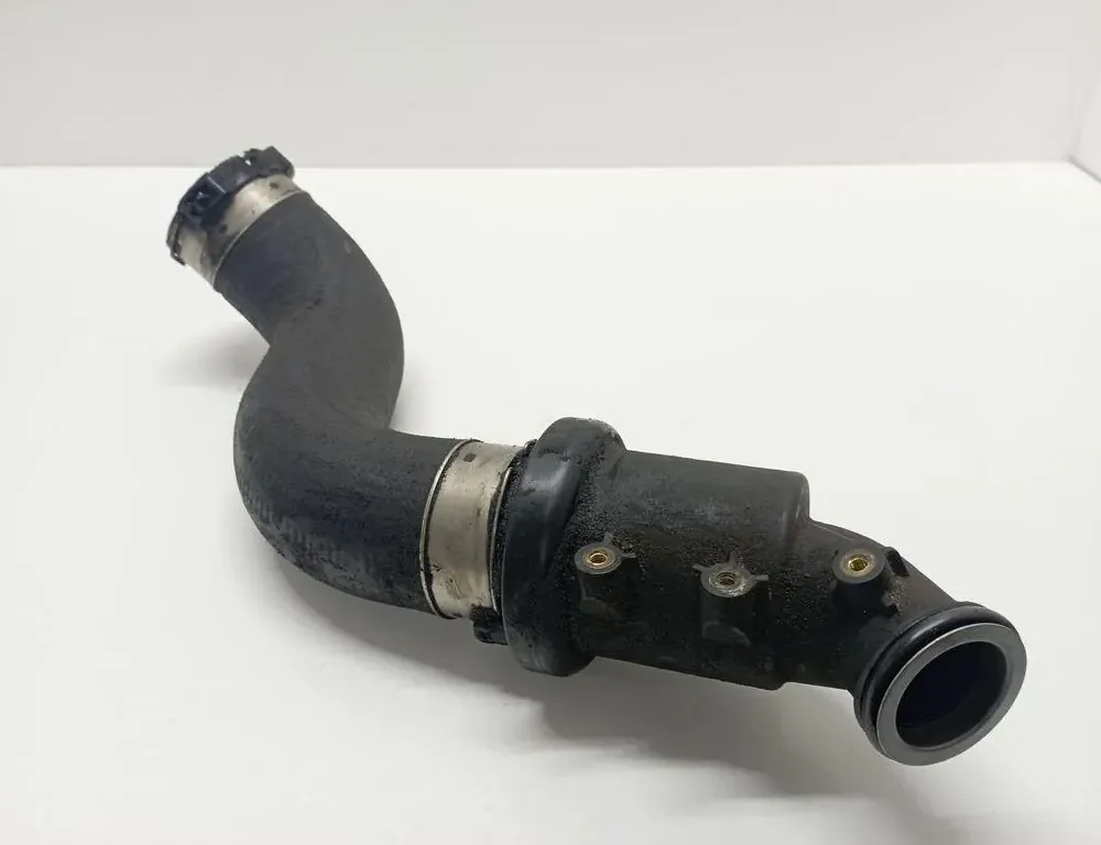 MERCEDES-BENZ C-Class W204/S204/C204 (2004-2015) шланг радиатора интеркулера A6511400087 33197803