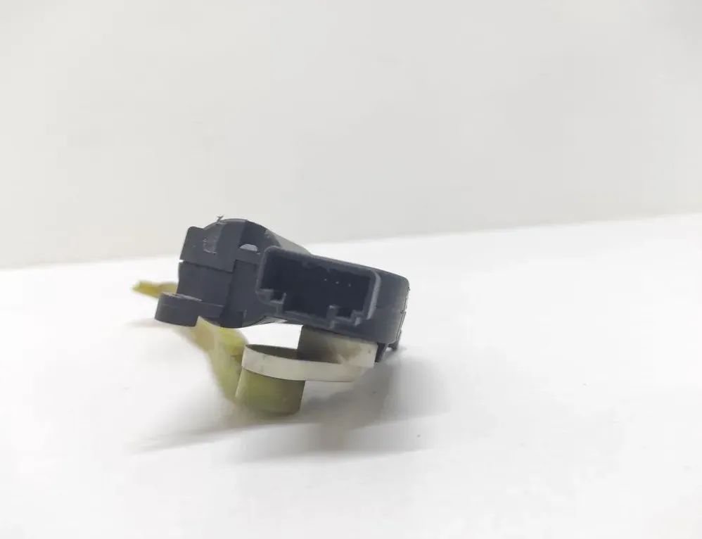 VOLKSWAGEN Caddy 3 generation (2004-2015) Клапаны управления внутренним подогревом 1K1907511C 33250527