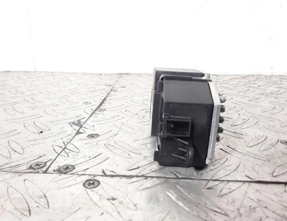 AUDI TT 8J (2006-2014) Blower fan relay 3C0907521F 33335277