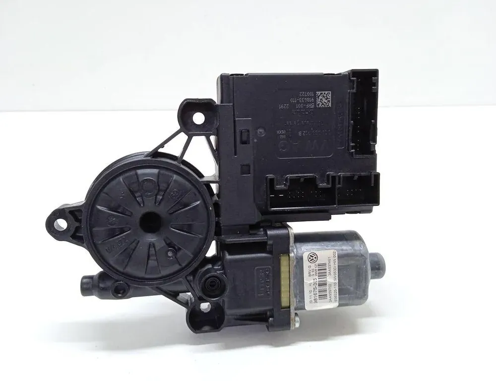 VOLKSWAGEN Passat B7 (2010-2015) Маторчик стеклоподъемника передней левой двери 3AA959702 33374964