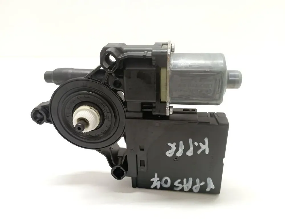 VOLKSWAGEN Passat B7 (2010-2015) Priekšējo kreiso durvju logu pacēlāja motorīts 3AA837461 33376862