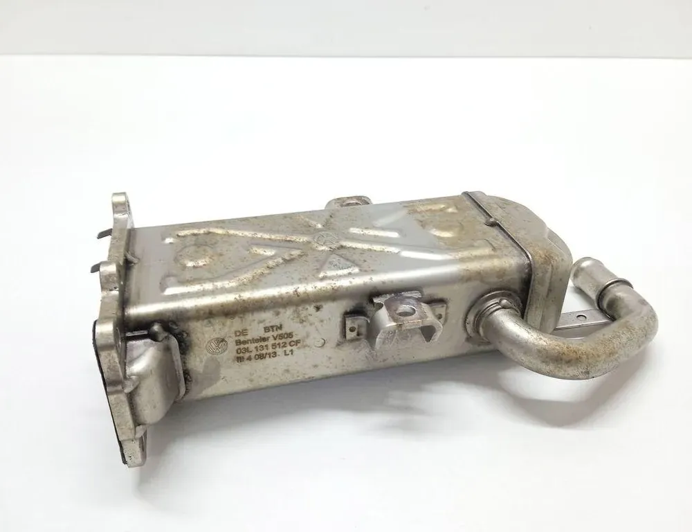 VOLKSWAGEN Passat B7 (2010-2015) Охладитель Eгр 03L131512CF 33377119