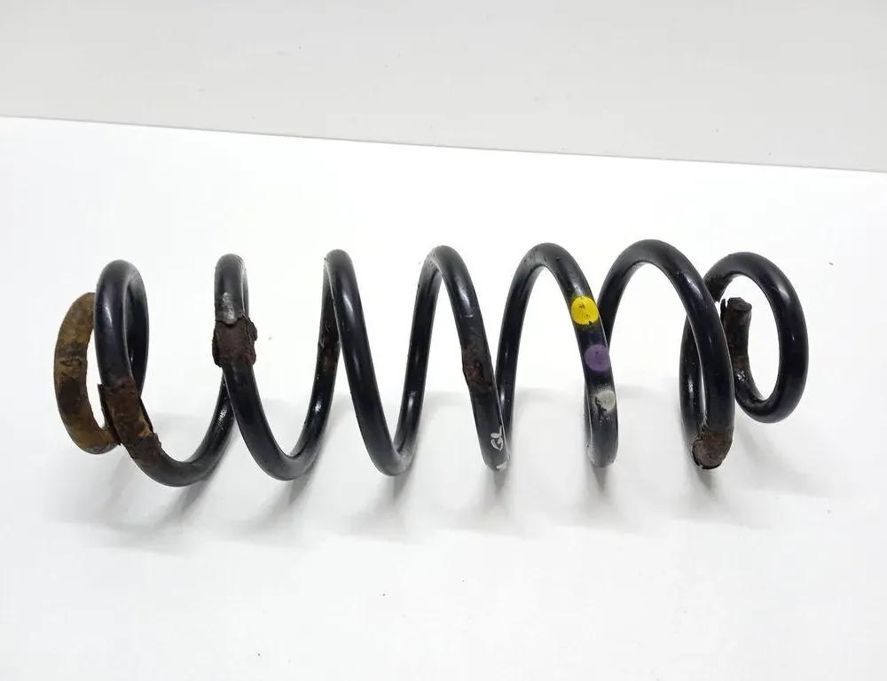 VOLKSWAGEN Passat B7 (2010-2015) Aizmugurējā labā amartizātora atspere 33377368