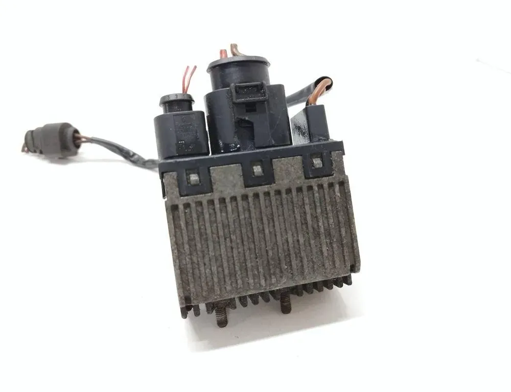 AUDI A6 C6/4F (2004-2011) Реле вентилятора охлаждения 4B0971955 33475882