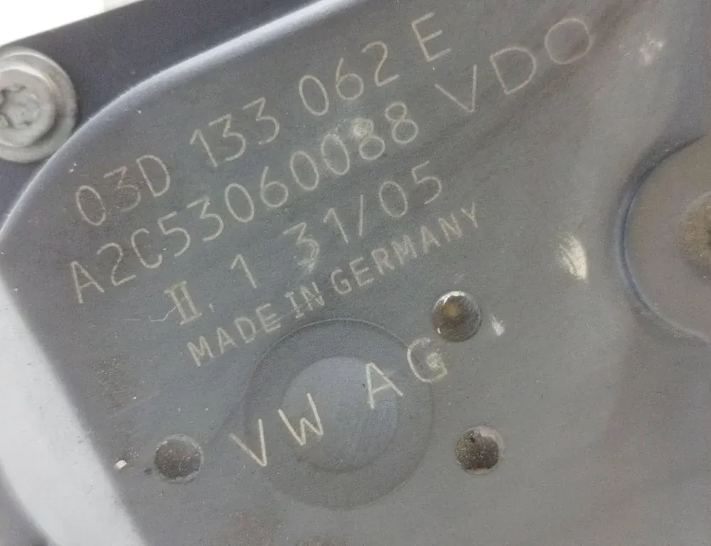 VOLKSWAGEN Fox 2 generation (2003-2009) Droseļvārsts 03D133062E 33501937