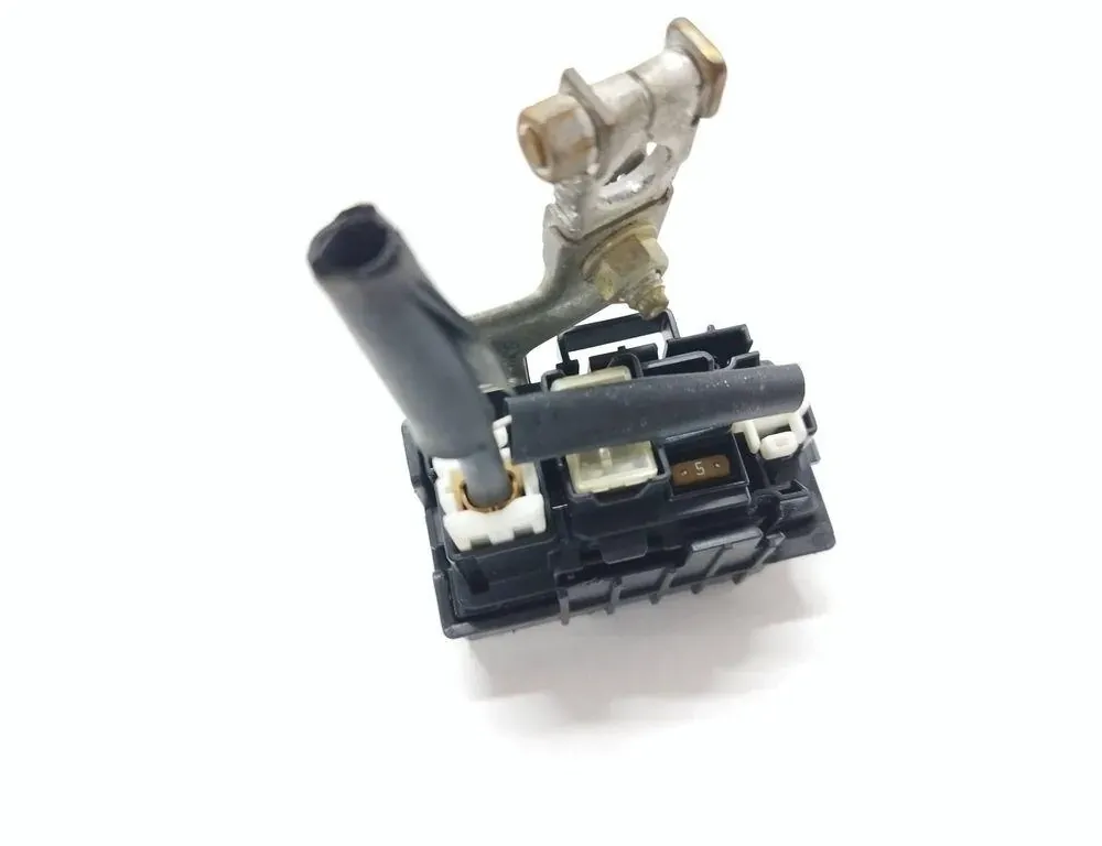 TOYOTA Prius 2 generation (XW20) (2003-2011) Power Distribution Box 1798 33514319